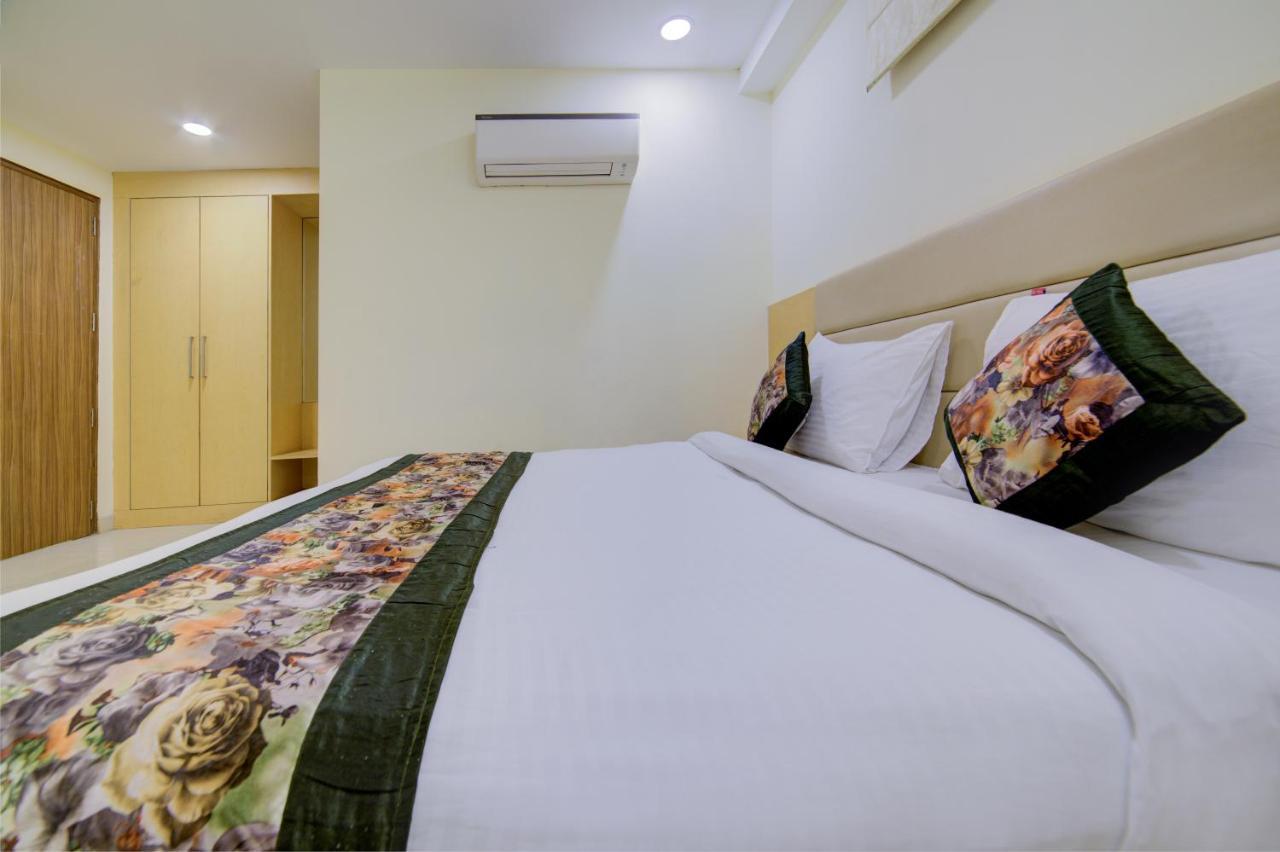 نيودلهي Hotel D'Capitol - Delhi Airport المظهر الخارجي الصورة