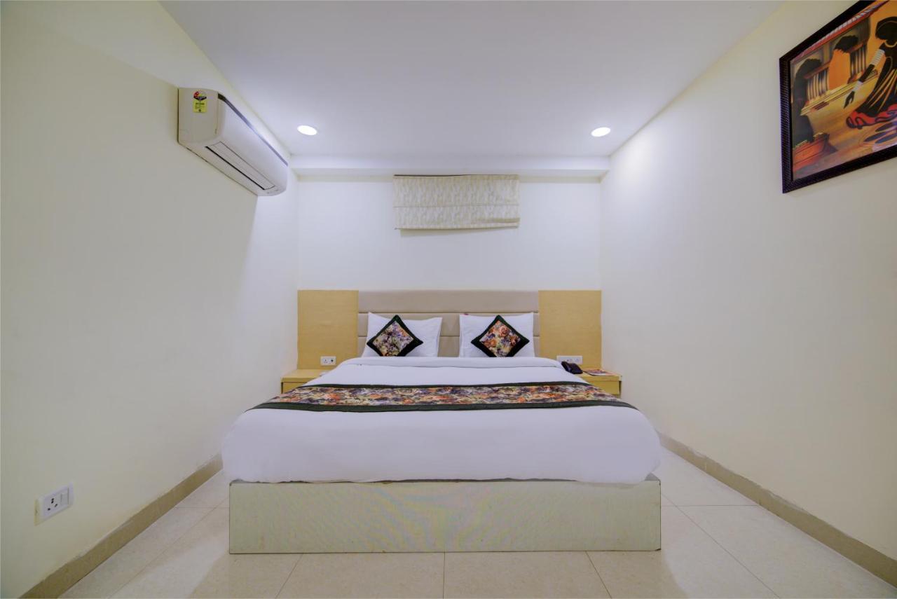 نيودلهي Hotel D'Capitol - Delhi Airport المظهر الخارجي الصورة