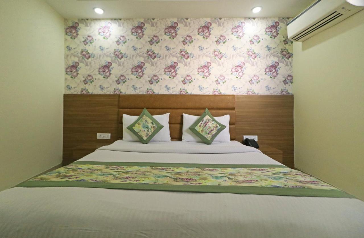نيودلهي Hotel D'Capitol - Delhi Airport المظهر الخارجي الصورة