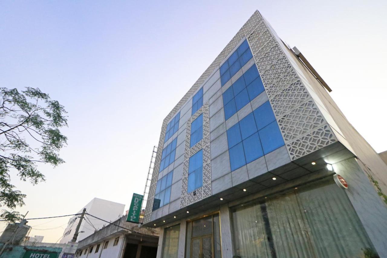 نيودلهي Hotel D'Capitol - Delhi Airport المظهر الخارجي الصورة