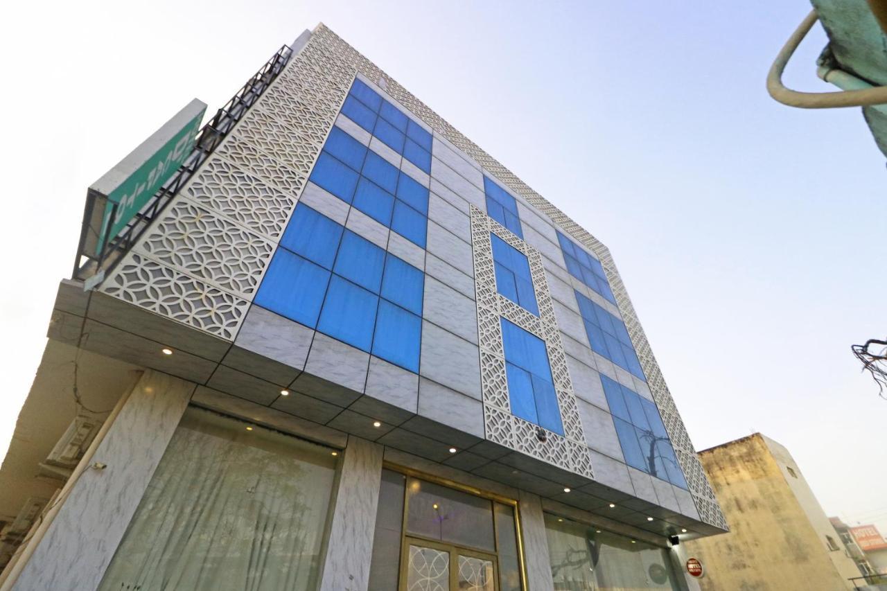 نيودلهي Hotel D'Capitol - Delhi Airport المظهر الخارجي الصورة