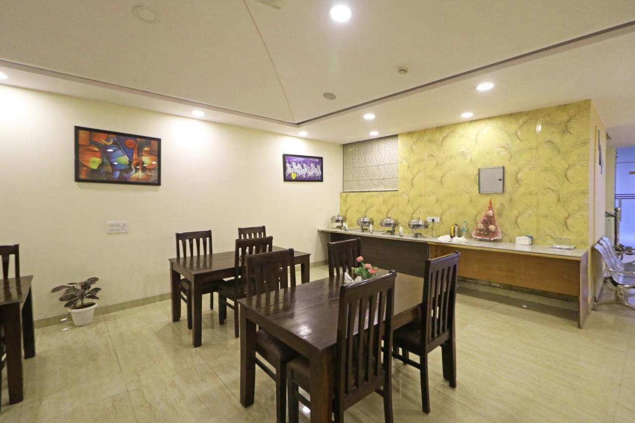 نيودلهي Hotel D'Capitol - Delhi Airport المظهر الخارجي الصورة