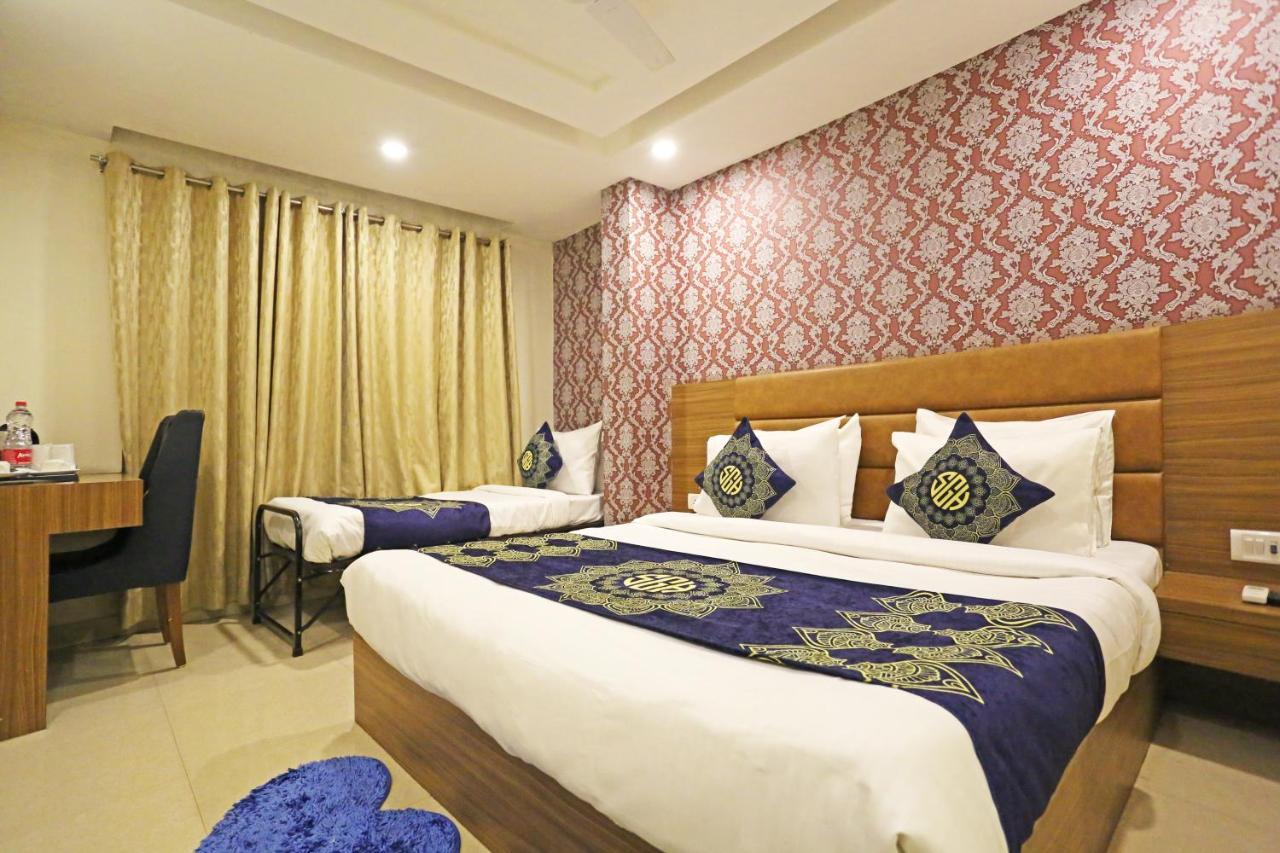 نيودلهي Hotel D'Capitol - Delhi Airport المظهر الخارجي الصورة