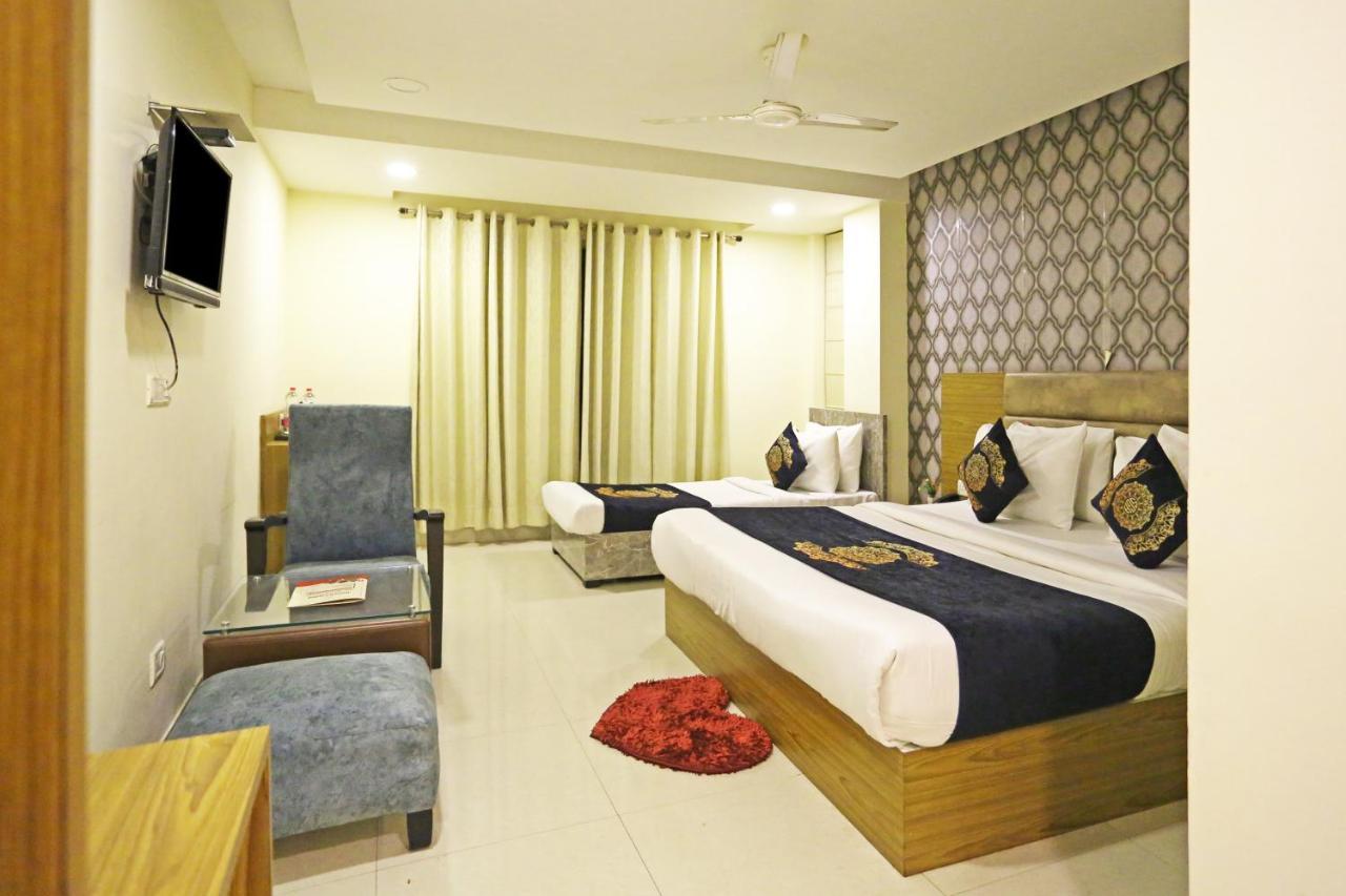 نيودلهي Hotel D'Capitol - Delhi Airport المظهر الخارجي الصورة