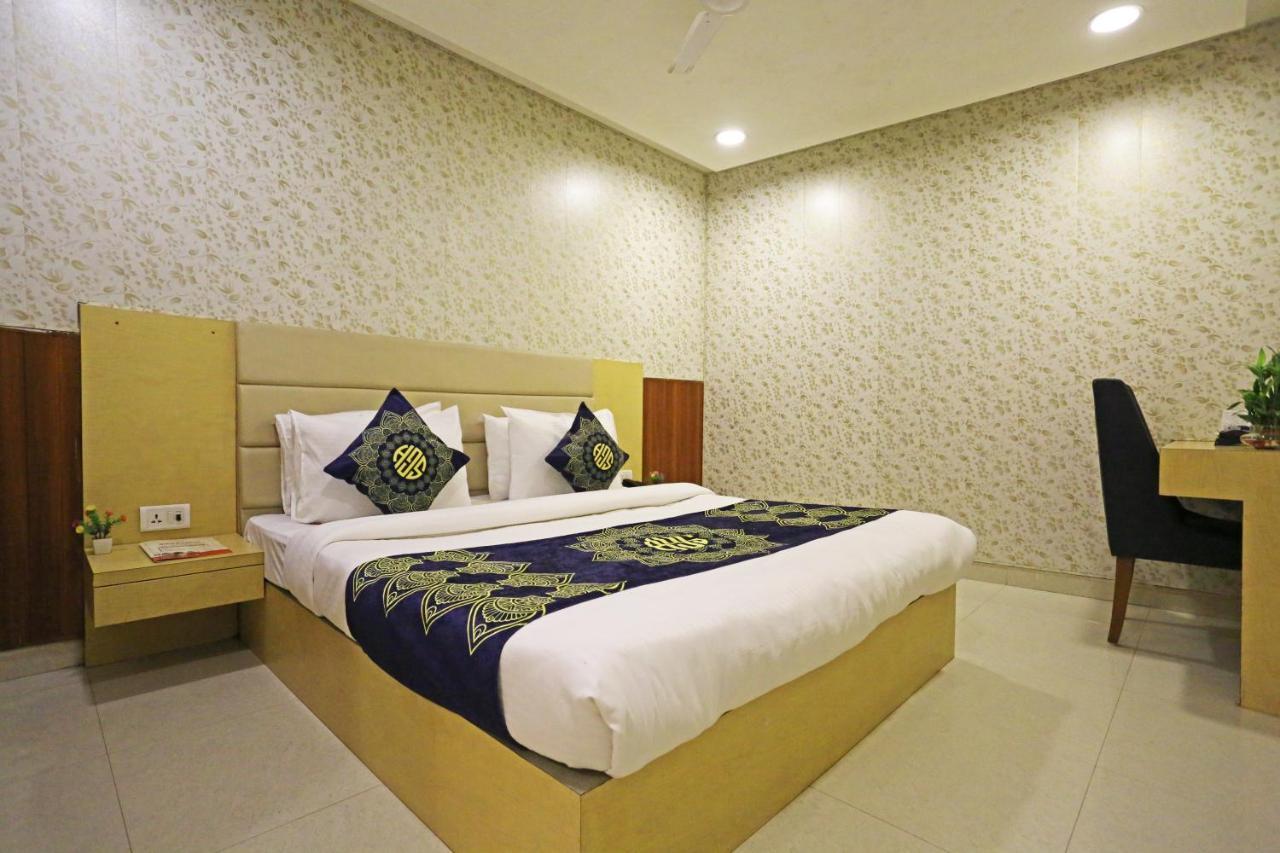 نيودلهي Hotel D'Capitol - Delhi Airport المظهر الخارجي الصورة